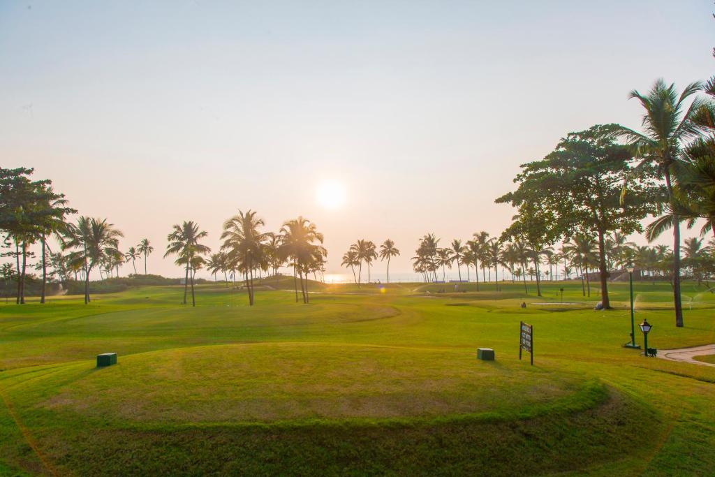 Garden at Caravela Beach Resort